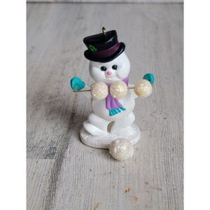 Hallmark 1998 snowman cool juggler glitter ornament Xmas